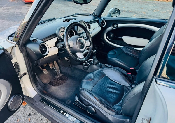 MINI Cooper cena 24500 przebieg: 197000, rok produkcji 2014 z Poznań małe 56
